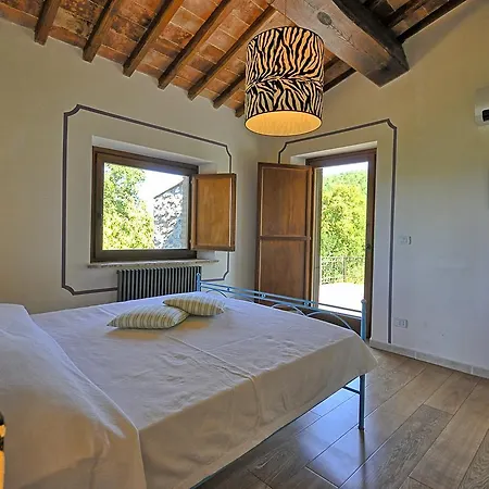Villa Casale Divino *
